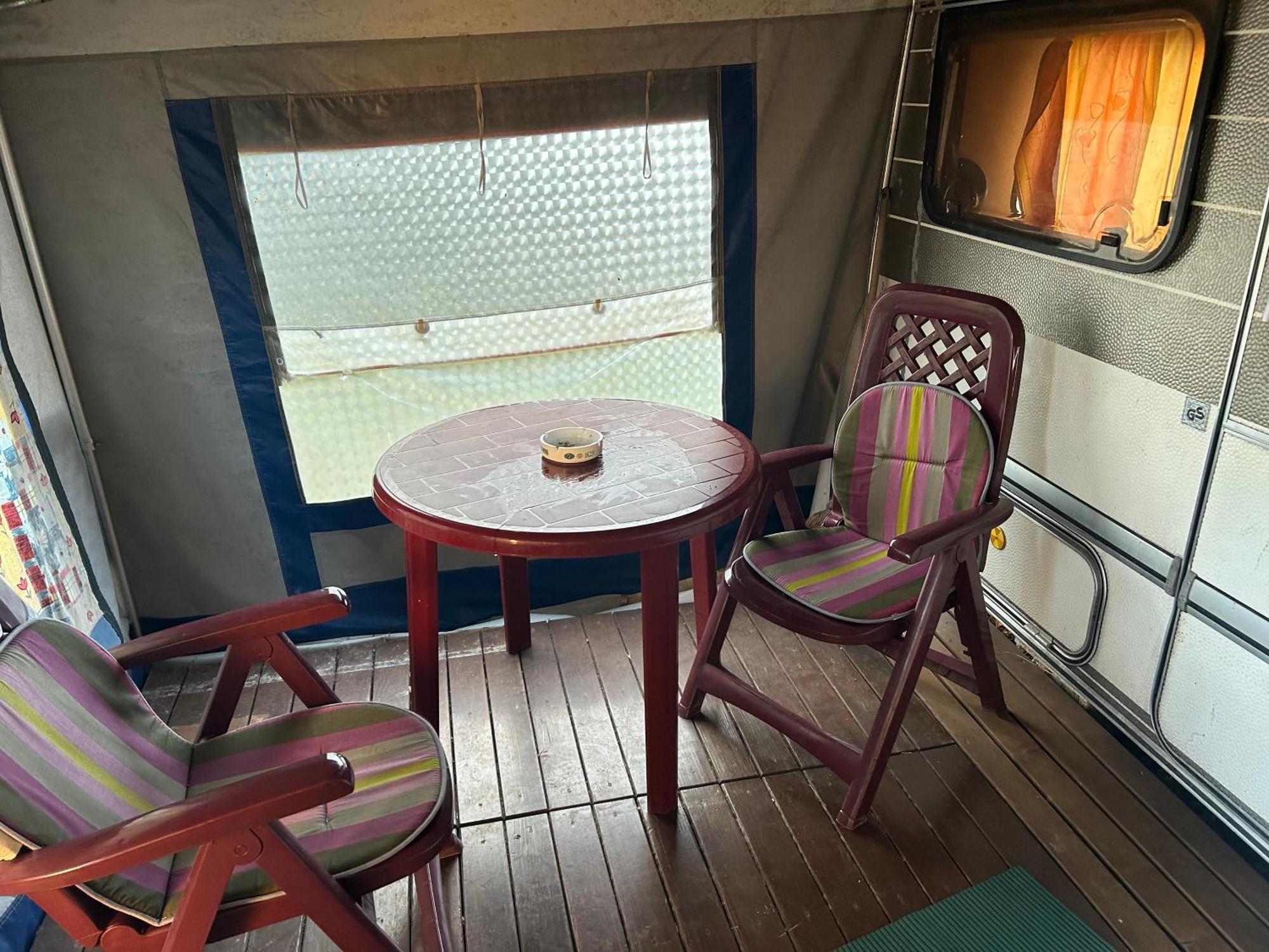 Camper For Two *